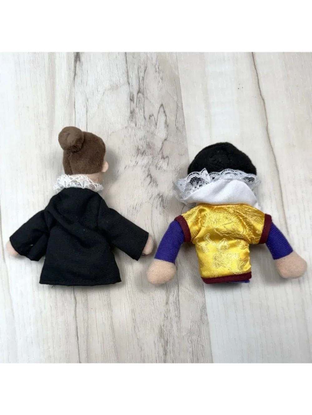 Set 2 Magnetic Personalities FINGER PUPPETS Ruth Bader Ginsburg & Shakespeare